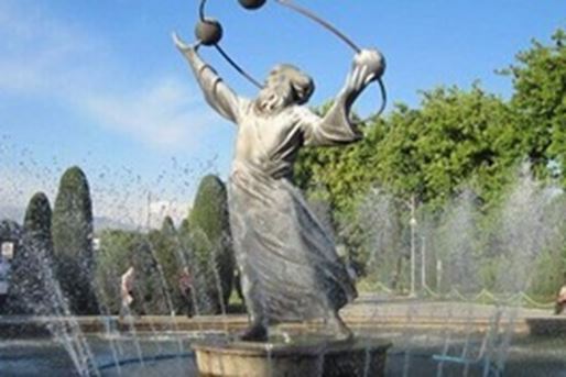 Welcher iranische Wissenschaftler konnte vor 1000 Jahren den Durchmesser der Erde messen?