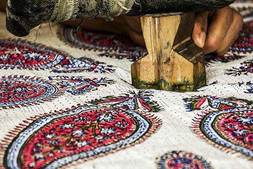 Batik-Druck (Klaqaei-Druck) und seine schönen, ansprechenden Produkte