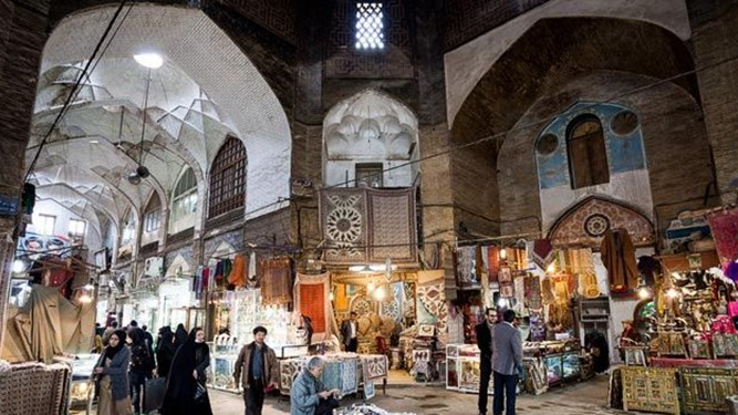 Der Basar von Qaisariyeh in Lar, der älteste Basar Irans