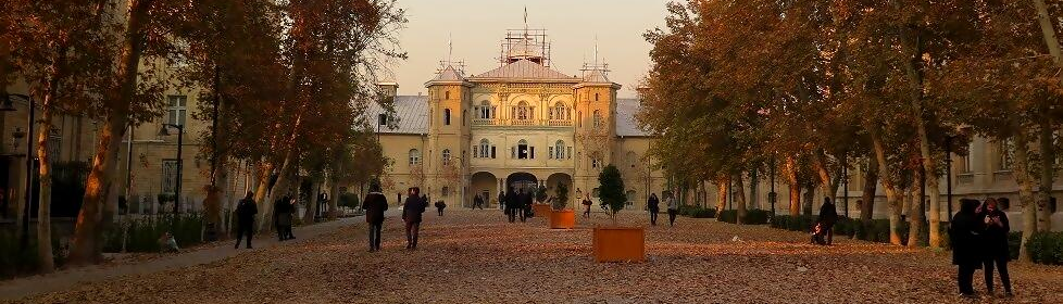 Die Teheraner Kunstuniversität ist die größte Kunsthochschule im Iran