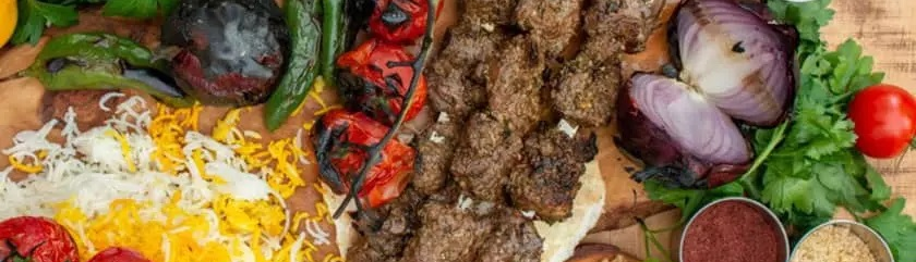 Saurer Kebab, Sonderangebot für Reisegenies in den Norden Irans.